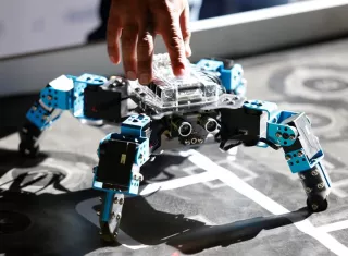 Fotografía fechada el 22 de marzo de 2019, que muestra robots la onceava edicion del Torneo Mexicano de Robótica, en la ciudad de Guadalajara en el estado de Jalisco (México). EFE