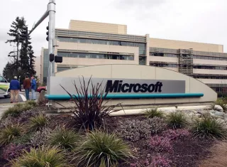 La compañía también reveló que Azure IoT Edge, su herramienta centrada en el internet de las cosas, integrará a partir de ahora Kubernetes, el sistema de orquestación de código abierto de Google. EFE/Archivo