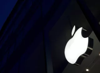 Ochenta y cinco de los trescientos cincuenta galardonados del programa de becas WWDC19 para jóvenes son brasileños, es decir, prácticamente uno de cada cuatro. EFE/Archivo