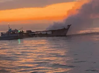 Fuentes de la Guardia Costera de Los Ángeles-Sector Long Beach actualizaron Efe la cifra de cadáveres encontrados por los agentes, al tiempo que indicaron que aún permanecen 14 personas sin localizar. EFE