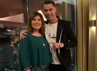 La madre de Ronaldo habría ingresado pasadas las cinco de la madrugada  al hospital. Foto: Instagram