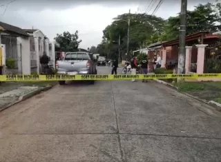 Extraoficialmente se habla que las víctimas son unos colombianos.