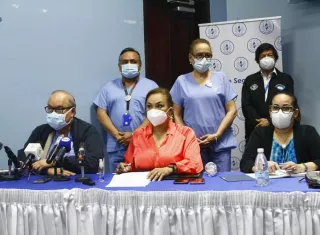 Una sesión de trabajo donde se analizó la mortalidad por Covid – 19.  Foto: Edwards Santos