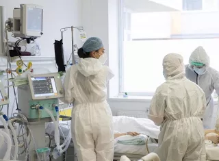 Los casos globales de la enfermedad rozan por su parte los 60 millones. EFE