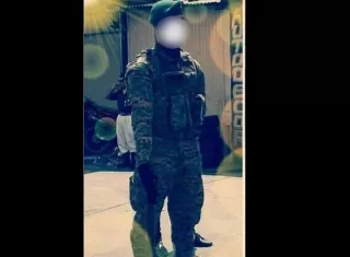 La unidad fue aprehendida luego de una diligencia de registro y allanamiento realizada en su vehículo personal.