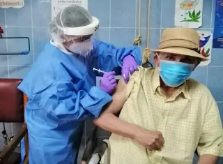Unos 25 mil adultos mayores de 60 años serán vacunados en Herrera.