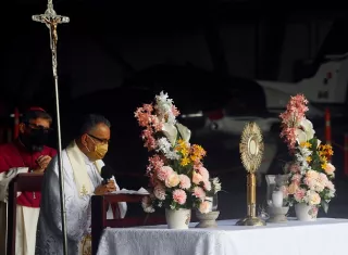 Previo al rcorrido se realizó la misa de Domingo de Resurrección en la Catedral Basílica Santa María La Antigua. Foto: Edwards Santos