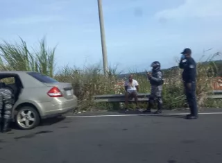El agresor fue retenido en la escena del ataque.