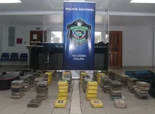 La droga se encontraba dentro de un pequeño espacio, similar a un armario.