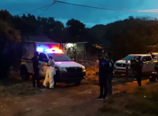 El día que ocurrió el crimen, la víctima, quien no residía en el área de Patria Nueva, pero iba de visita con regularidad, fue atacado a tiros y falleció en el lugar.