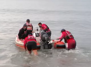 El cuerpo fue ubicado sobre las 4:00 p.m en Playa Canadian, indicó personal de la FTC que participó de los operativos de búsqueda y rescate. 