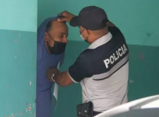 El imputado es arrendatario del taxi que está vinculado con el robo a mano armada perpetrado por varios el pasado 22 de julio de 2021.