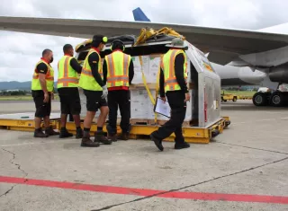 Llegada de vacunas Pfizer