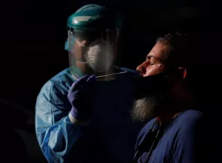 Incidencia de casos activos de covid en Panamá es de las más bajas del mundo. EFE