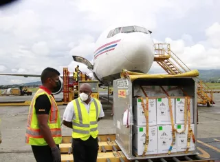 El Minsa le recuerda a la población en general que el proceso de vacunación está suspendido desde hoy martes 2 de noviembre.