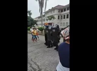 En el acto de hoy se deben definir las medidas cautelares.