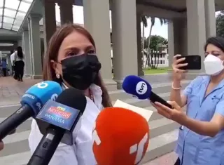 En la imagen aparece la ministra de Educación Maruja Gorday de Villalobos.