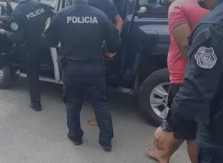 Tras este hecho, unidades de la Policía Nacional inician un  operativo en el sector logrando aprehender al sospechoso,  a quien entregan a las autoridades competentes.