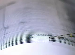 Un terremoto de 5,8 grados en la escala abierta de Richter sacudió hoy la provincia china de Quinghai (noroeste) sin que por el momento se haya informado de daños humanos o materiales. EFE