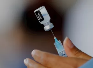 El fármaco podrá ser administrado a menores de entre 6 meses y 5 años. EFE