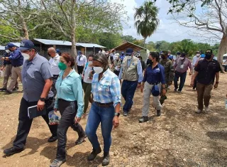 Vista general del recorrido realizado por los representantes de la CorteIDH y autoridades panameñas