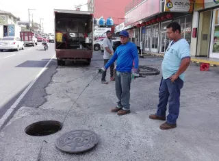 El proyecto implica la construcción de dos colectoras de aguas residuales.