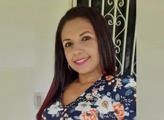 En la imagen aparece Stefannie Rodriguez.