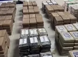 Droga iba oculta en un contenedor.