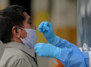 Los contagios acumulados se elevan a 868,796.