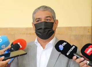 Ministro de Salud, Luis Francisco Sucre.