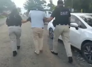 Dos personas fueron aprehendidas.