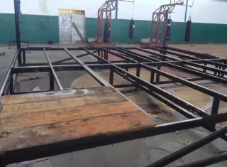 Poco a poco se está buscando los fondos para tener un ring para la práctica del boxeo. Foto: Cortesía
