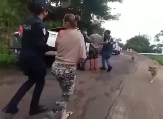 Los aprehendidos están presuntamente vinculados al microtráfico de drogas.