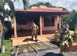 Vista externa de la casa que se incendió en Penonomé. Foto: Elena Valdez
