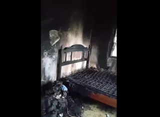 Todo quedó reducido a escombros y cenizas.