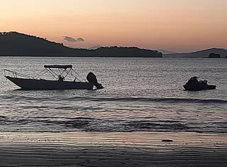 Una fuente de la comunidad indicó que la mayoría de los niños desde muy pequeños acompañan a sus padres o familiares a realizar las tareas de pesca.