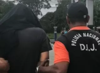 El agresor aprovechó la familiaridad que tenía con la víctima para violarla durante varios años.