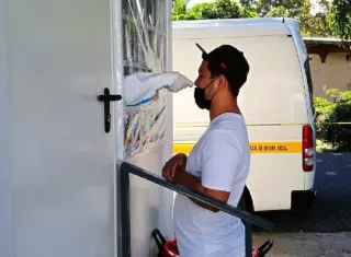 Las pruebas de hisopado se siguen aplicando en centros de salud del Minsa y policlinicas de la CSS.