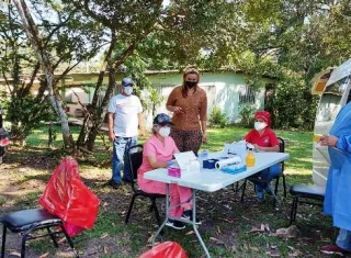 Puestos móviles de hisopado en Veraguas. Foto: Archivo CSS