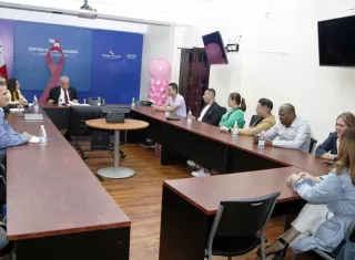 Los empresarios colombianos están interesados ​​en vender medicamentos en Panamá e instalar sus fábricas en nuestro territorio.