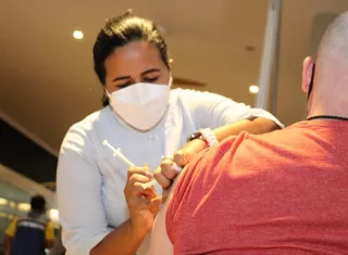 La investigación utilizará una herramienta tecnológica, la asistente virtual NORA (Notificación de Reacciones Adversas).