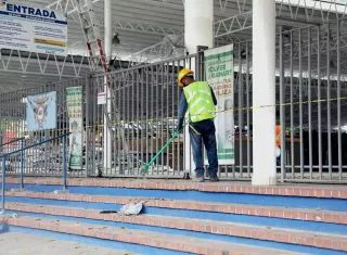La última vez que se pintó el edificio de la LNB fue en el año 2012. Foto / Cortesía de LNB.
