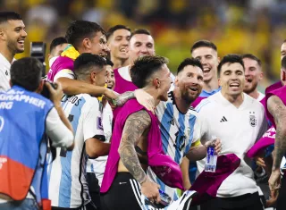 Lionel Messi celebra junto a sus compañeros. /Foto: EFE