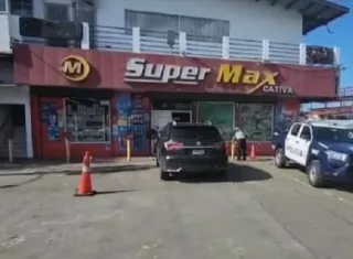 EL dinero hurtado estaba dentro de una camioneta.