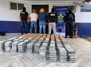 La droga estaba oculta en ubican dos vehículos que fueron requisados en María Chiquta.