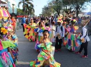 El desfile se verificará el 25 de febrero.