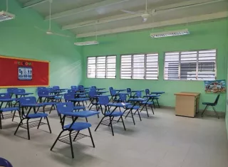 La investigación, divulgada previo al inicio el lunes 6 de marzo del año escolar 2023, resalta que en términos de infraestructura el país necesita construir más centros educativos en áreas de mayor población.