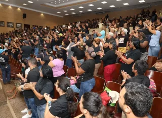 Los billeteros piquetearon frente a la sede de la Lotería Nacional y la Asamblea.