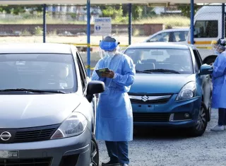 Los autorápidos para pruebas de hisopado ubicados en el Estadio Rod Carew, Estadio Emilio Royo y Megamall, abrirán el día jueves 6 de abril del 2023 en horario de 7:00 a.m. a 12:00 m.d.