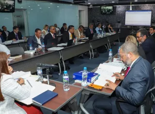 La discusión del proyecto de ley sobre extinción de dominio contó con la participación de abogados, sector privado, Fiscalía de Cuentas  Ministerio de Seguridad, Órgano Judicial, entre otros.